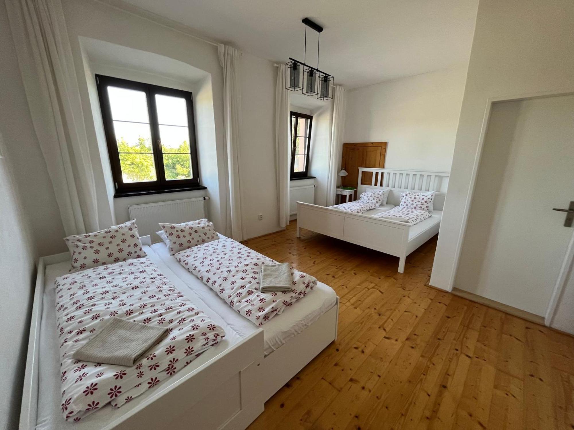 Dvůr Nové Zámky Mladec Exterior foto