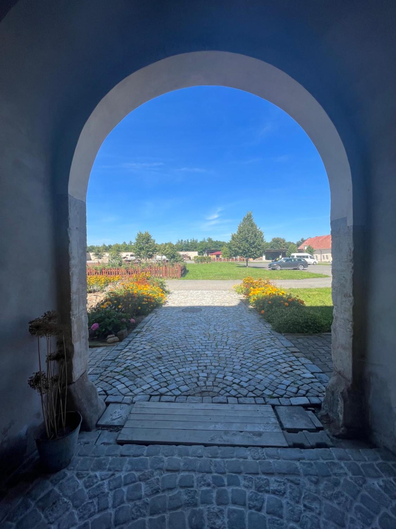 Dvůr Nové Zámky Mladec Exterior foto